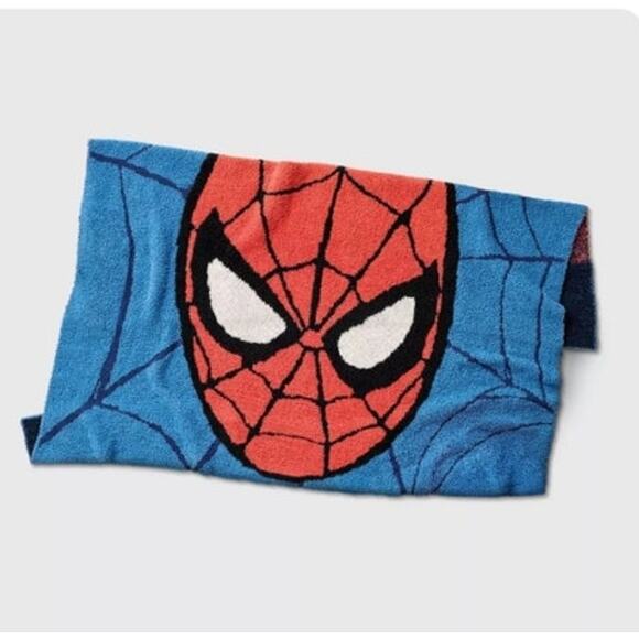 Marvel Spider-Man Mask Knit Kids' Throw Blanket - Pillowfort™ - Picture 1 of 6